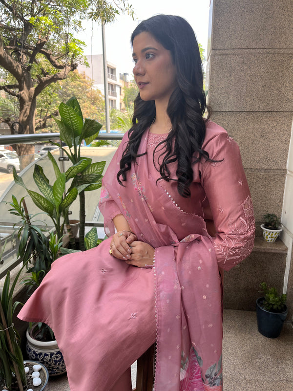 BAHAAR ONION PINK STRAIGHT SUIT