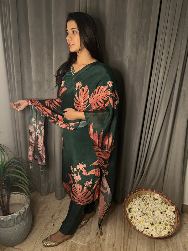 HEER DARK GREEN FLORAL STRAIGHT SUIT