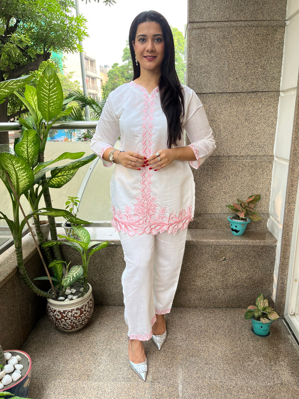 NAZAAKAT WHITE COORD WITH PINK EMBROIDERY