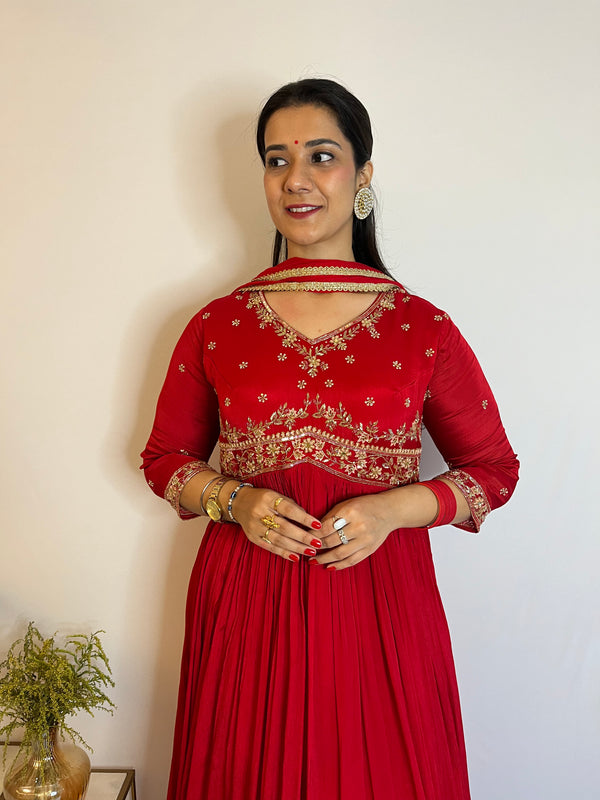 THEशादीSTORE- RED FLOOR-LENGTH ANARKALI SUIT