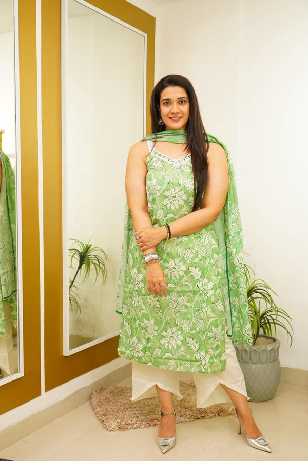 GREEN AND OFF WHITE PRINTED SUIT